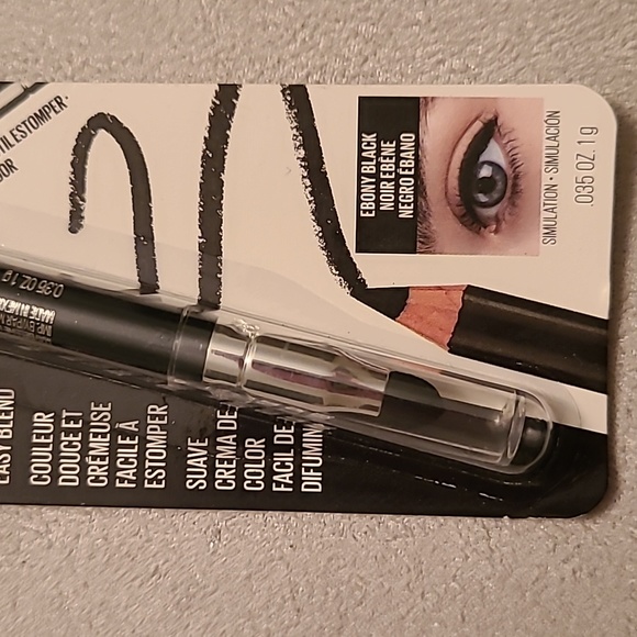 MAYBELLINE MAKEUP BUNDLE OF 5 ITEMS - Picture 4 of 8